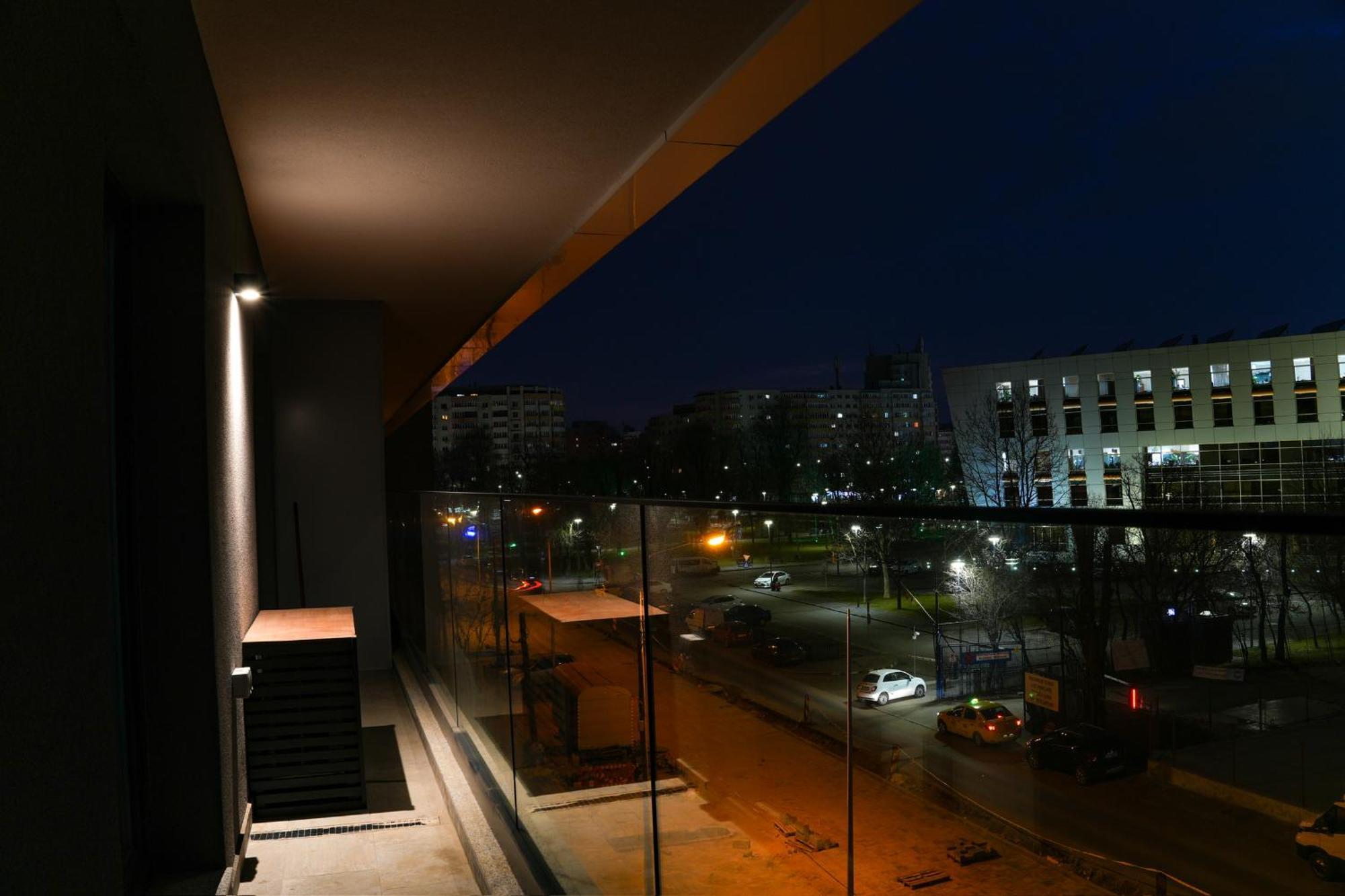 Sandra - Park-View Apt With Balcony & Parking Bucarest Exterior foto