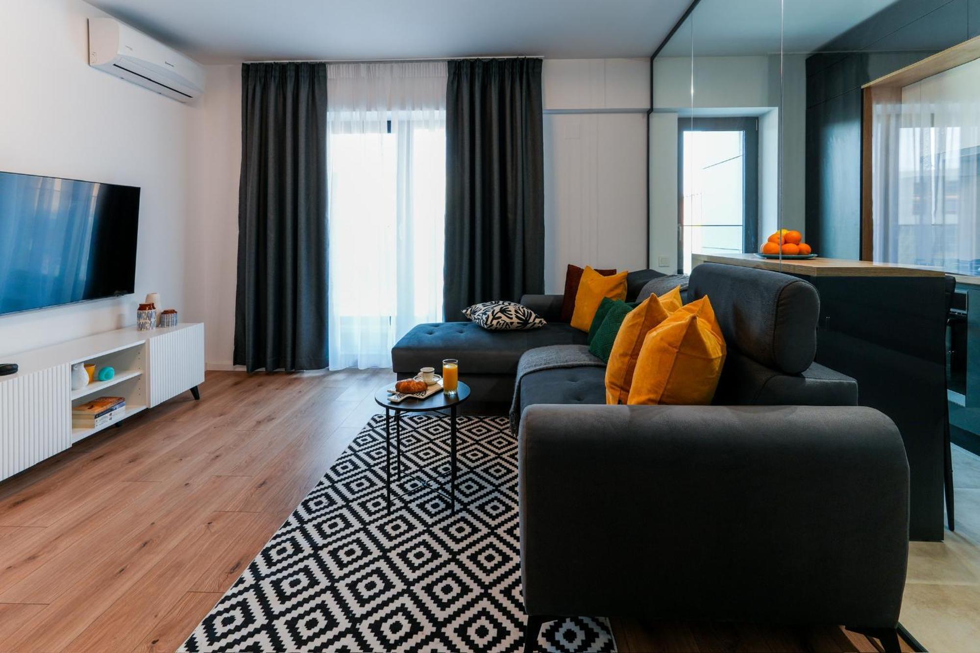 Sandra - Park-View Apt With Balcony & Parking Bucarest Exterior foto